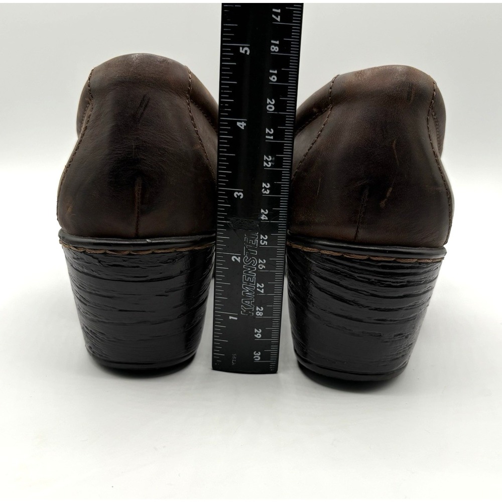 B.O.C. Born Daphnis Clogs‎ Women's Size 8.5 Brown Leather Knit Trim Slip On Shoe - Picture 8 of 9